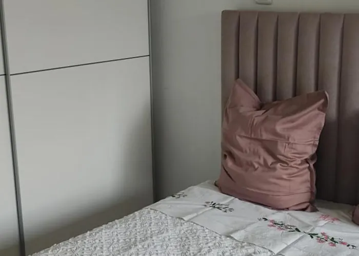 Maison Complete Avec 5 Villa *